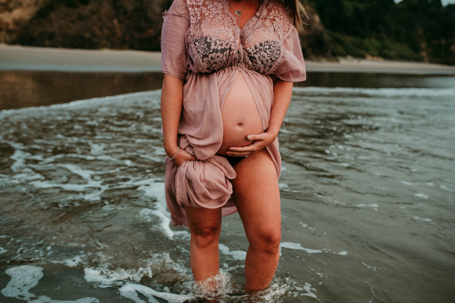 best portland oregon maternity photography