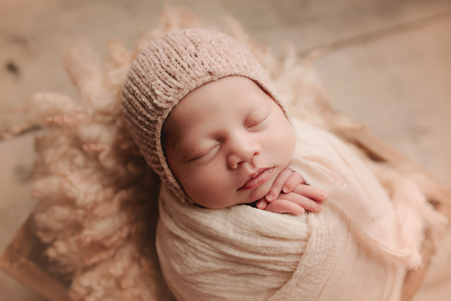 newborn baby photographer portland oregon