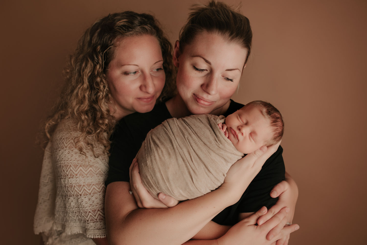 best newborn photographer portland oregon